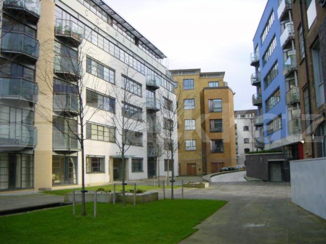 			MODERN 2 BEDROOM APARTMENT IN A PORTERED DEVELOPMENT, 2 Bedroom, 1 bath, 1 reception Flat			 Ice Wharf, KINGS CROSS 
